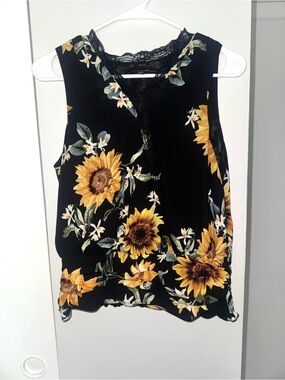 White House Black Market Floral Sunflower Smocked Waist Tank Top M Petite